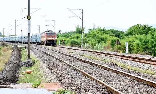 Andhra: गुंटूर-गुंटकल रेलवे लाइन का दोहरीकरण अंतिम चरण में Andhra: गुंटूर-गुंटकल रेलवे लाइन का दोहरीकरण अंतिम चरण में