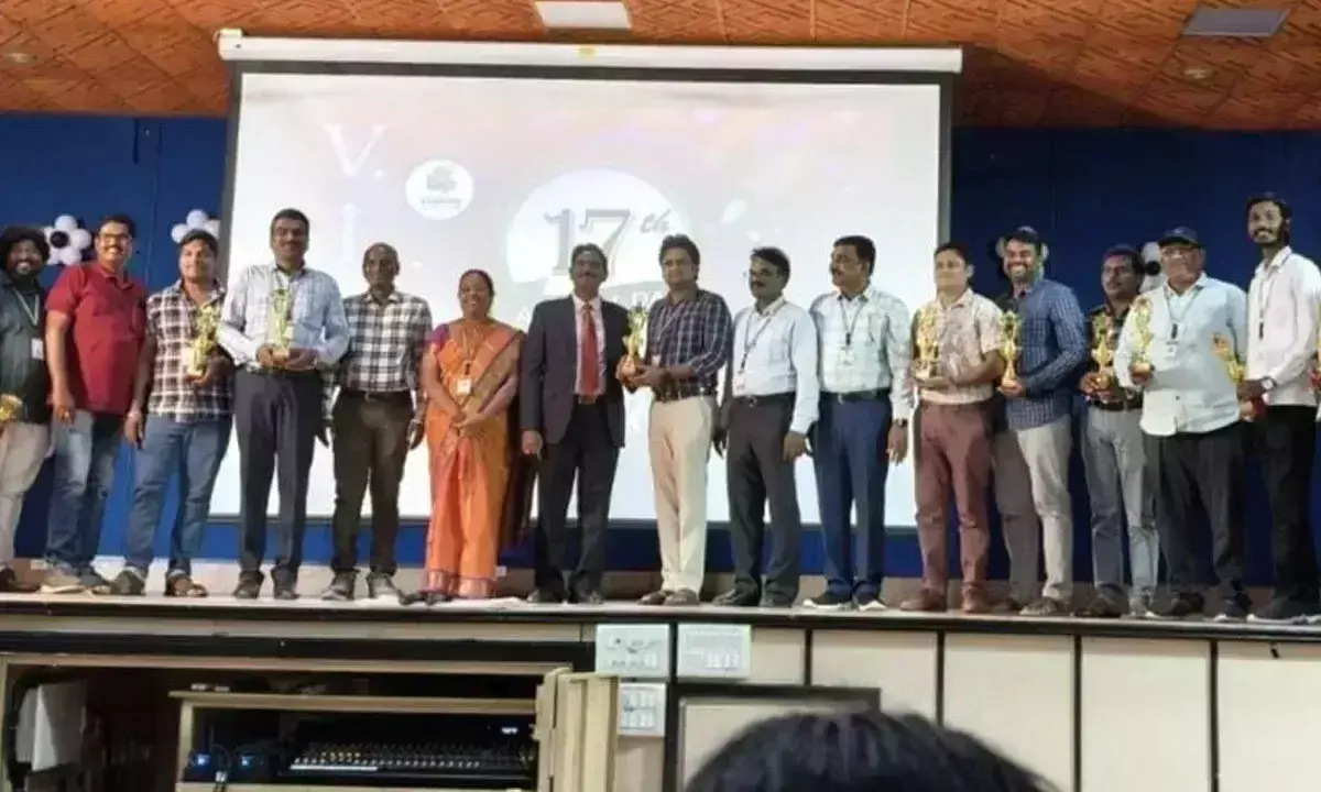 Andhra: विष्णु इंस्टीट्यूट ने मनाया 17वां वार्षिक दिवस Andhra: विष्णु इंस्टीट्यूट ने मनाया 17वां वार्षिक दिवस