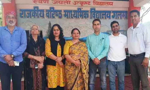 Himachal: नशीली दवाओं के खतरे से लड़ने के लिए गैल्मा में थिएटर केंद्र में