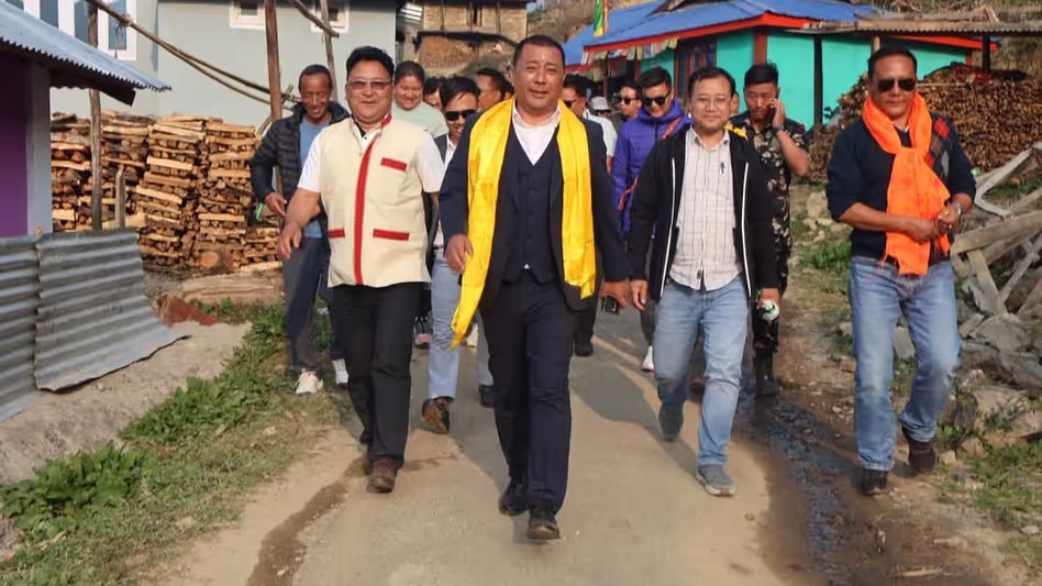 Arunachal के विधायक ने दिरांग दौरे के दौरान समावेशी ग्रामीण विकास पर जोर दिया