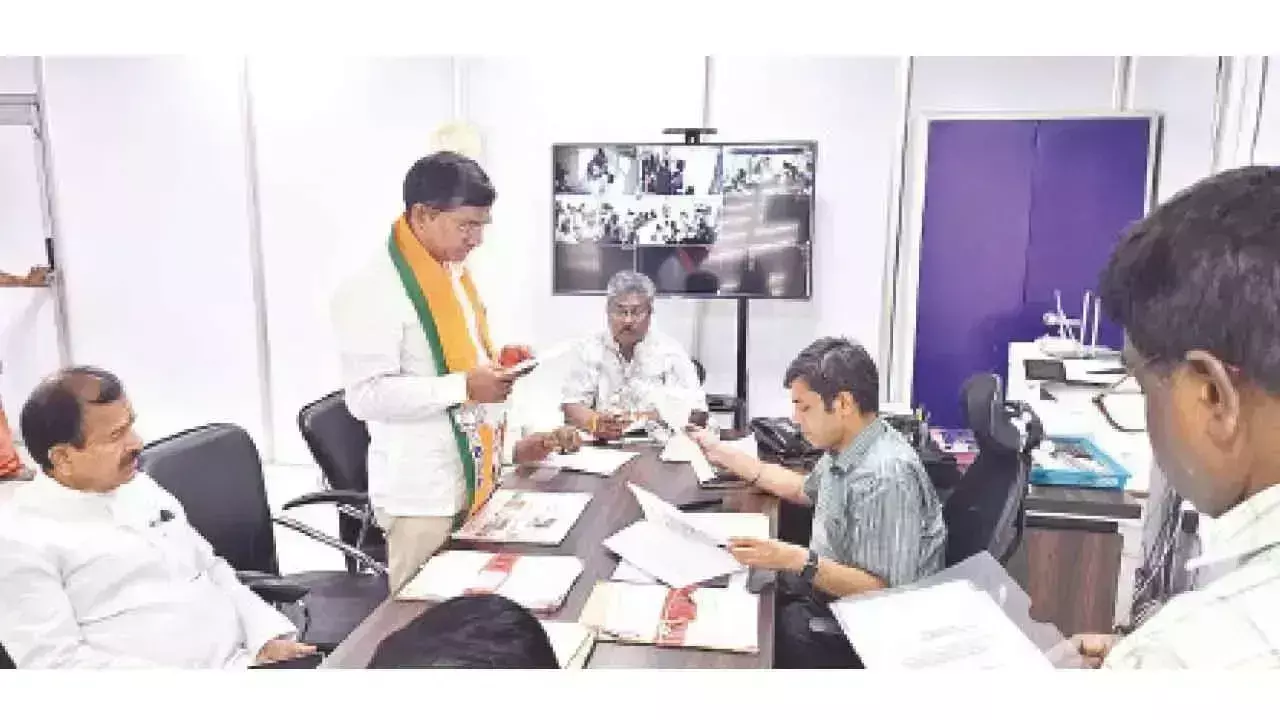 भगवा पार्टी ने हैदराबाद LAC MLC चुनावों के लिए डॉ एन गौतम राव को चुना भगवा पार्टी ने हैदराबाद LAC MLC चुनावों के लिए डॉ एन गौतम राव को चुना