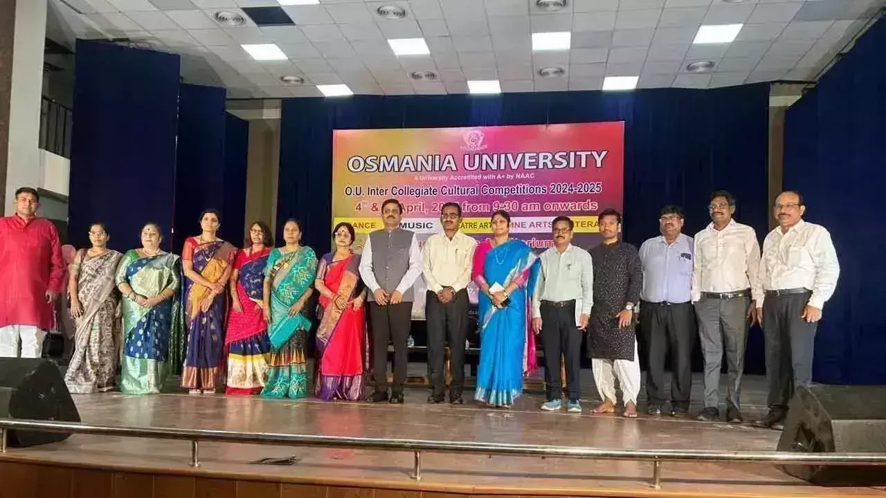 OU के कुलपति ने अंतर-महाविद्यालय सांस्कृतिक उत्सव का उद्घाटन किया OU के कुलपति ने अंतर-महाविद्यालय सांस्कृतिक उत्सव का उद्घाटन किया