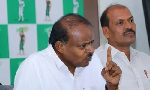 कुमारस्वामी का दावा- गोरी-गजनी Karnataka पर शासन कर रहे कुमारस्वामी का दावा- गोरी-गजनी Karnataka पर शासन कर रहे