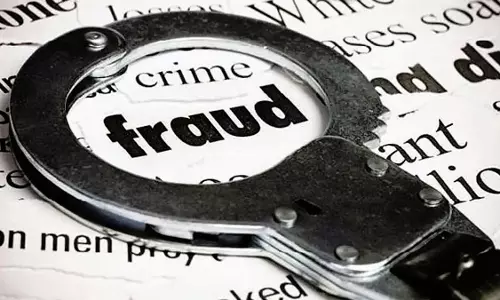 Mumbai Crime ब्रांच ने सहार में फर्जी अमेजन कॉल सेंटर का भंडाफोड़ किया Mumbai Crime ब्रांच ने सहार में फर्जी अमेजन कॉल सेंटर का भंडाफोड़ किया