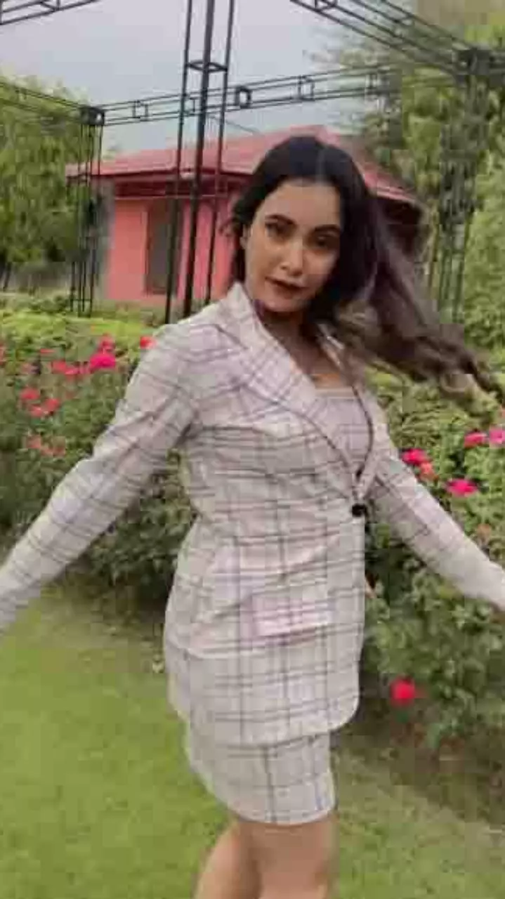 त्रिशाकर मधु ने फिर गिराई बिजली