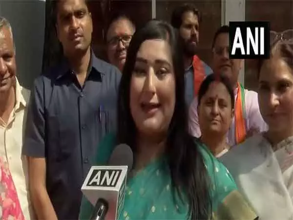 BJP MP बांसुरी स्वराज ने रामनवमी और भाजपा के स्थापना दिवस की शुभकामनाएं दीं BJP MP बांसुरी स्वराज ने रामनवमी और भाजपा के स्थापना दिवस की शुभकामनाएं दीं