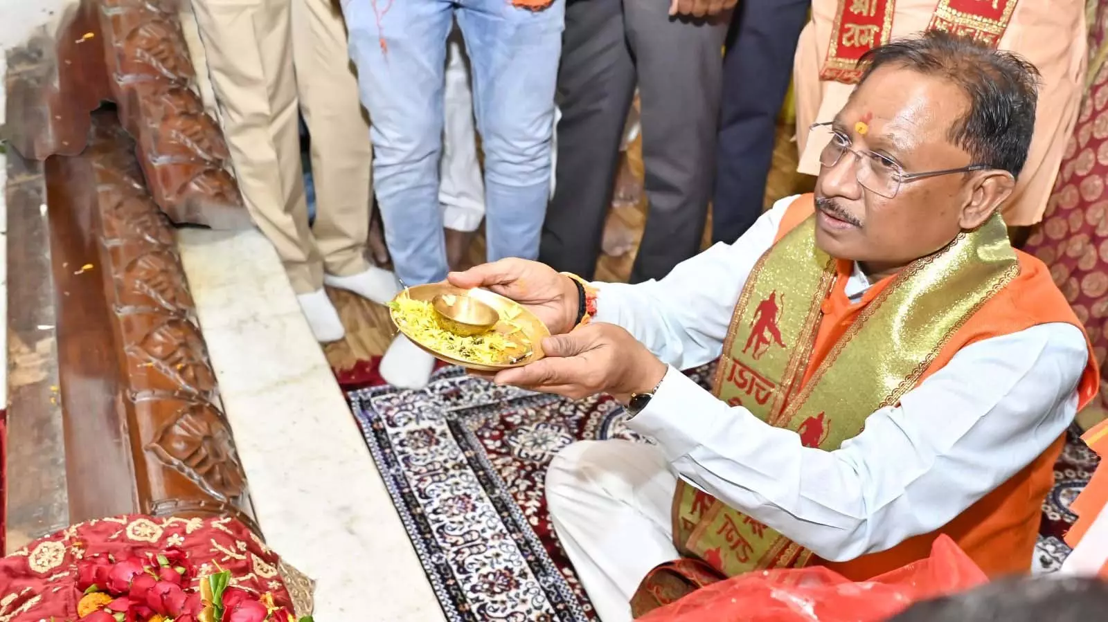 मुख्यमंत्री विष्णुदेव साय ने रामनवमी पर श्रीराम मंदिर में की पूजा-अर्चना मुख्यमंत्री विष्णुदेव साय ने रामनवमी पर श्रीराम मंदिर में की पूजा-अर्चना