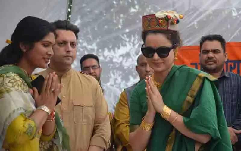 Kangana ने वक्फ विधेयक पारित होने का स्वागत किया Kangana ने वक्फ विधेयक पारित होने का स्वागत किया