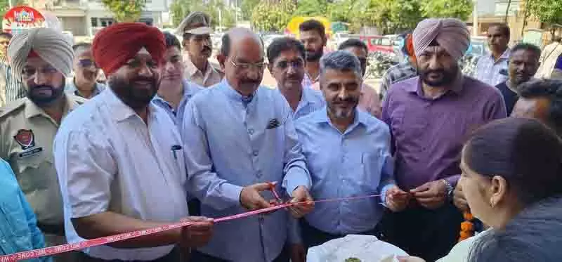 Jalandhar: प्रशिक्षण शिविर में किसानों को खरीफ फसलों के लिए तैयार किया गया Jalandhar: प्रशिक्षण शिविर में किसानों को खरीफ फसलों के लिए तैयार किया गया