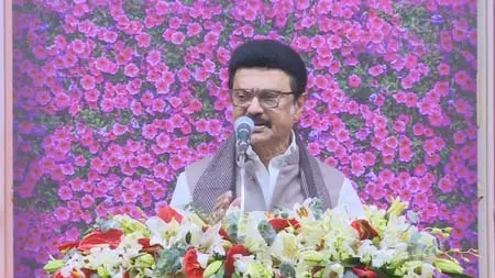 MK स्टालिन ने पीएम मोदी से परिसीमन पर आशंकाओं को दूर करने का आग्रह किया MK स्टालिन ने पीएम मोदी से परिसीमन पर आशंकाओं को दूर करने का आग्रह किया