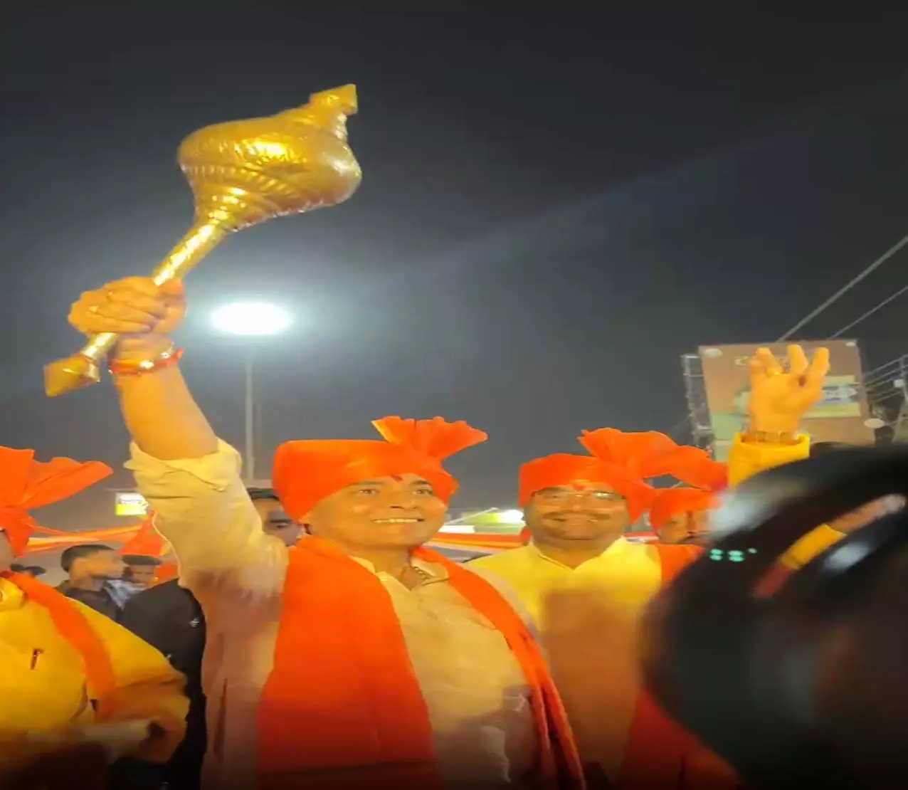 रामनवमी की शोभायात्रा में झूमे मंत्री टंकराम वर्मा रामनवमी की शोभायात्रा में झूमे मंत्री टंकराम वर्मा