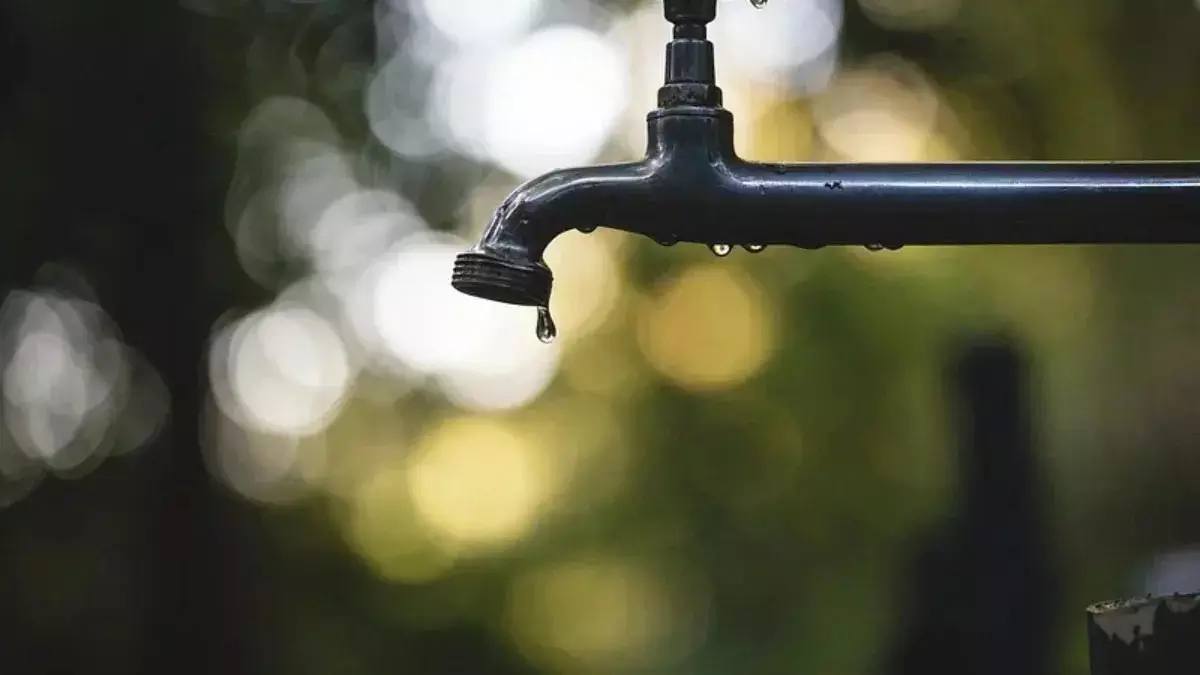उत्तराखंड में पेयजल संकट को लेकर सैकड़ों लोग भूख हड़ताल पर उत्तराखंड में पेयजल संकट को लेकर सैकड़ों लोग भूख हड़ताल पर