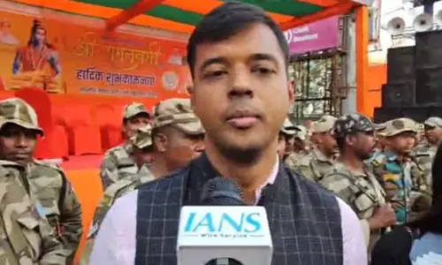 रामनवमी से पहले रांची में सुरक्षा-व्यवस्था चाकचौबंद, पुलिस ने किया फ्लैग मार्च