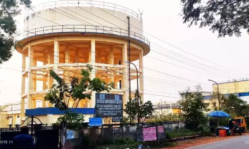 जापान में पानी पीना एक राहत है; अमृत ​​परियोजना स्थगित