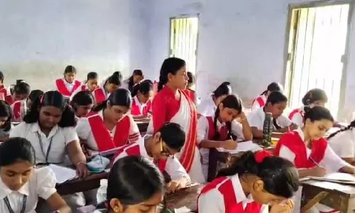 सुप्रीम कोर्ट के फैसले के बाद विषय शिक्षकों की नौकरी गई, B.Ed छात्रों ने उठाया कदम