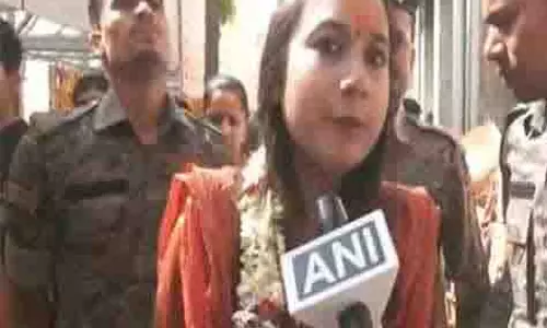 रामनवमी के अवसर पर Patna के महावीर मंदिर में बड़ी संख्या में श्रद्धालु उमड़े