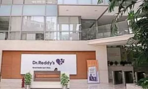 होल्डिंग कंपनी के साथ विलय पर डॉ रेड्डी लेबोरेटरीज को मिला 2,395 करोड़ रुपये का इनकम टैक्स नोटिस