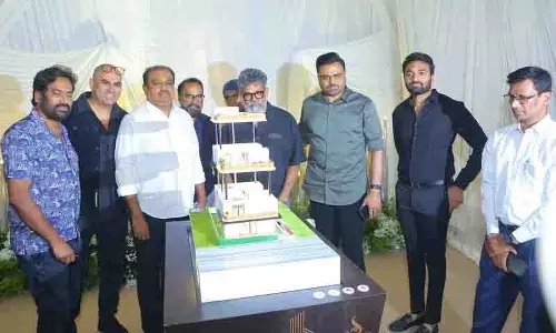 ग्रीस से प्रेरित लक्जरी, ब्रिज एप्सिलॉन विला हैदराबाद के Tukkuguda ग्रीस से प्रेरित लक्जरी, ब्रिज एप्सिलॉन विला हैदराबाद के Tukkuguda