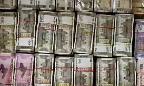धोखाधड़ी के आरोपों पर गो ग्रीन साइकिल्स पर छापेमारी कर 2.45 करोड़ रुपये जब्त किए