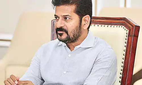 नकली सामग्री के कारण एआई एक बड़ा खतरा बन गया है : CM Revanth Reddy नकली सामग्री के कारण एआई एक बड़ा खतरा बन गया है : CM Revanth Reddy