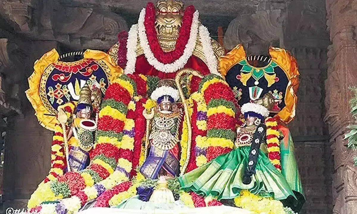 ओन्टिमिट्टा में श्री कोदंडा रामुनी मंदिर में भव्य ब्रह्मोत्सव शुरू हुआ ओन्टिमिट्टा में श्री कोदंडा रामुनी मंदिर में भव्य ब्रह्मोत्सव शुरू हुआ