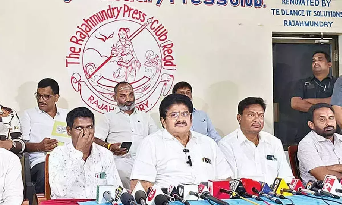 कैंसर के बढ़ते मामलों के बीच स्वास्थ्य आपातकाल की मांग