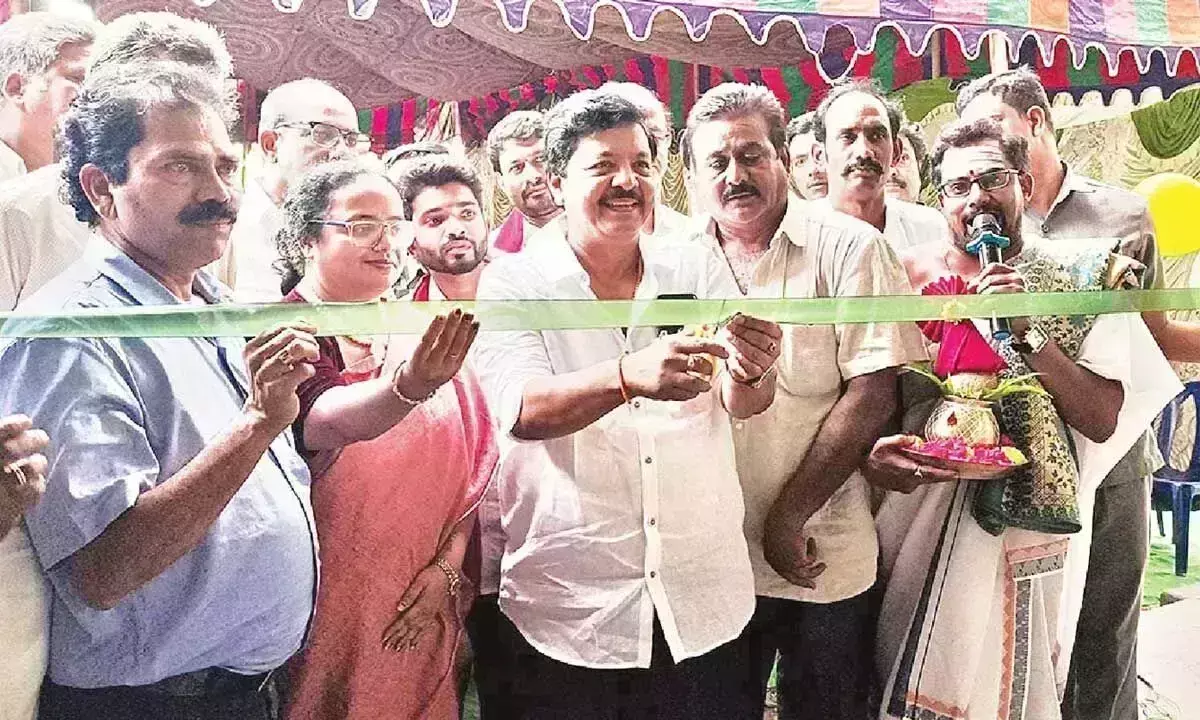 Andhra: ईजी जिला 2.5 लाख टन धान खरीदेगा Andhra: ईजी जिला 2.5 लाख टन धान खरीदेगा