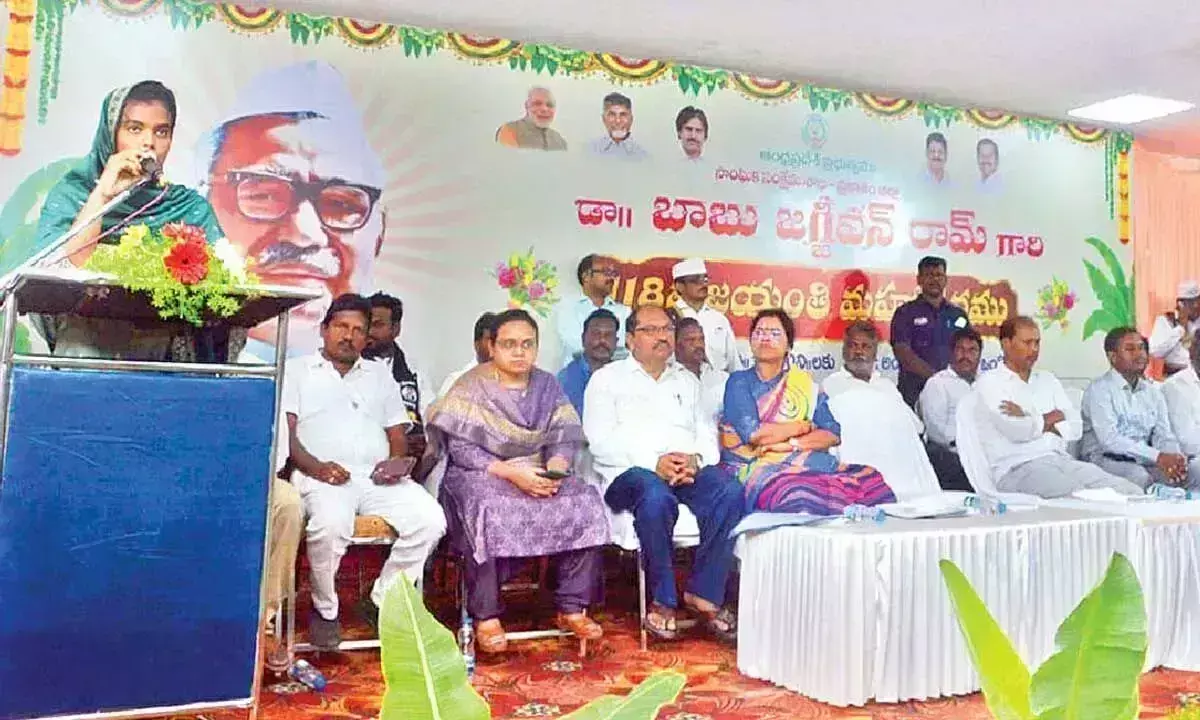 जगजीवन राम को उनकी 118वीं जयंती पर भावभीनी श्रद्धांजलि अर्पित की गई