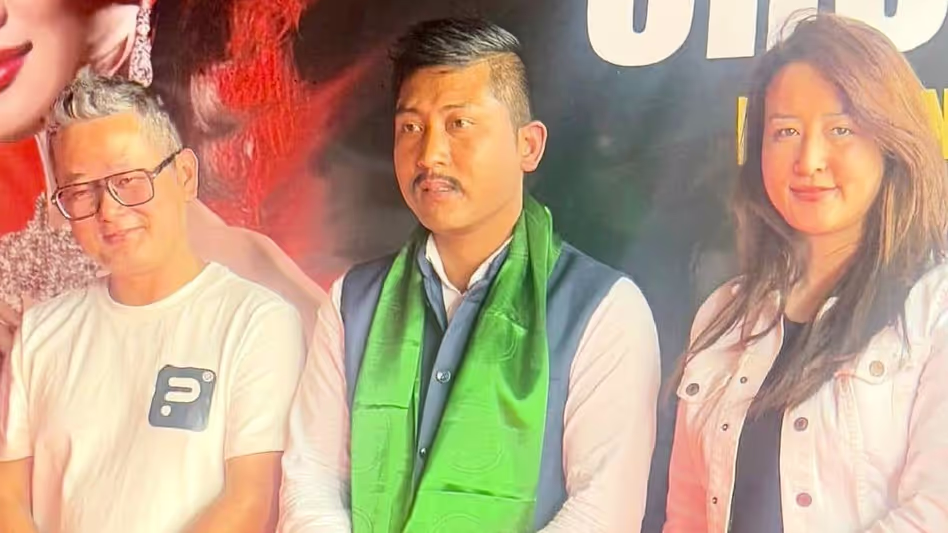 Sikkim : मिस्टर एंड मिस चो-जो के पहले ऑडिशन ने गंगटोक में युवा प्रतिभाओं को आकर्षित किया Sikkim : मिस्टर एंड मिस चो-जो के पहले ऑडिशन ने गंगटोक में युवा प्रतिभाओं को आकर्षित किया