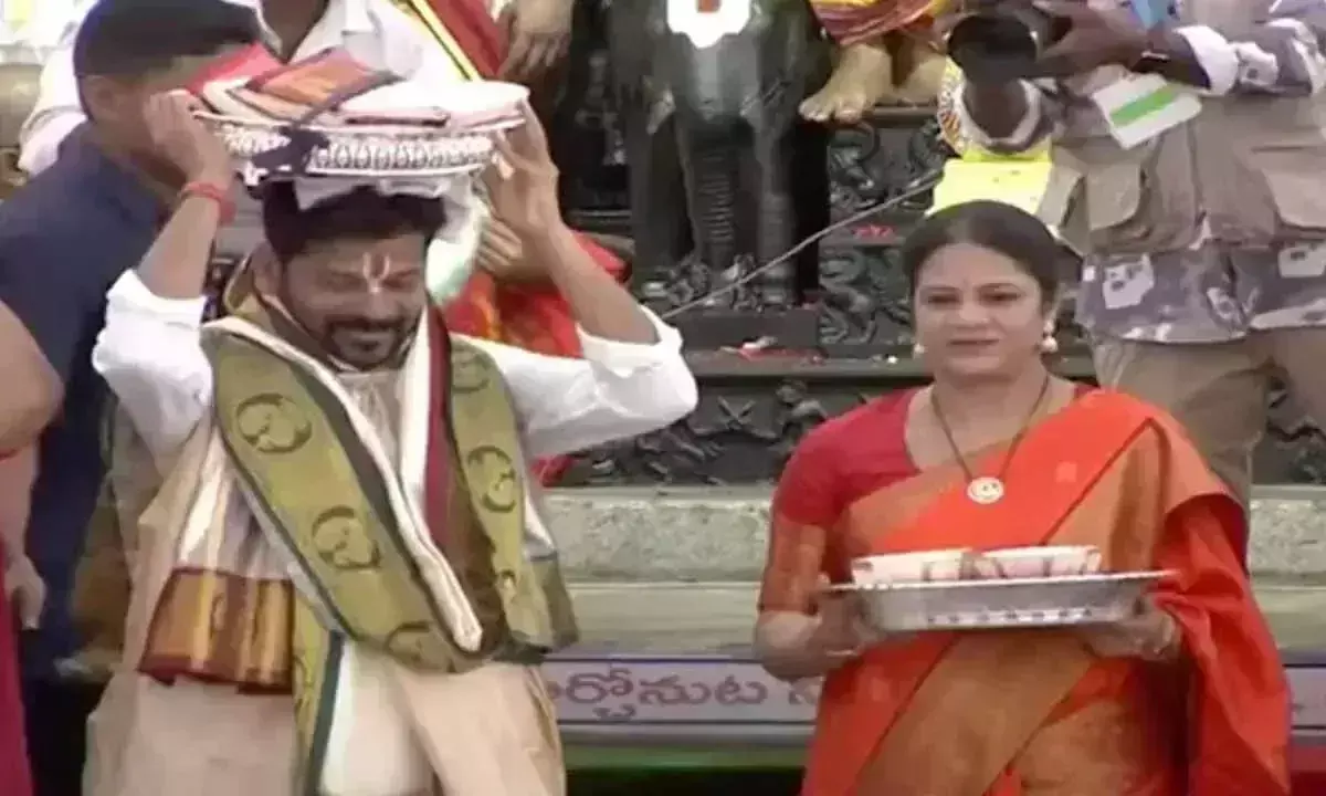 Telangana: भद्राचलम में श्री राम नवमी समारोह भव्यता से आयोजित किया गया Telangana: भद्राचलम में श्री राम नवमी समारोह भव्यता से आयोजित किया गया