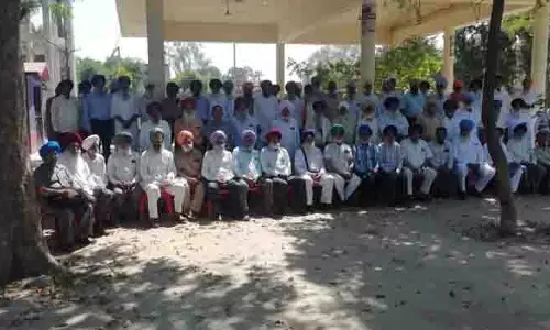 Amritsar: पेंशनर्स ने बकाया और महंगाई भत्ते के भुगतान की मांग की Amritsar: पेंशनर्स ने बकाया और महंगाई भत्ते के भुगतान की मांग की