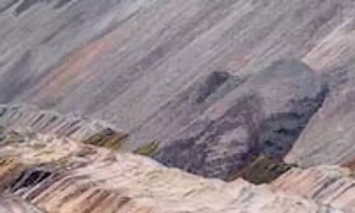 रूस से सटी यूरोपीय देशों ने लैंडमाइन प्रतिबंध संधि से हटने की तैयारी की