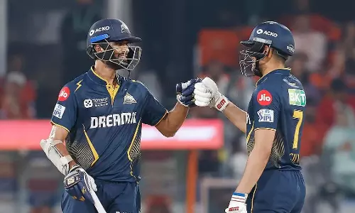 IPL 2025: गुजरात ने हैदराबाद को 7 विकेट से हराया IPL 2025: गुजरात ने हैदराबाद को 7 विकेट से हराया