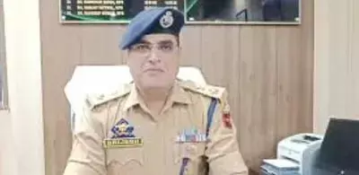 Jammu में सीमा पर चौकसी बढ़ाने के लिए पुलिस ने वीडीजी को नियुक्त किया Jammu में सीमा पर चौकसी बढ़ाने के लिए पुलिस ने वीडीजी को नियुक्त किया