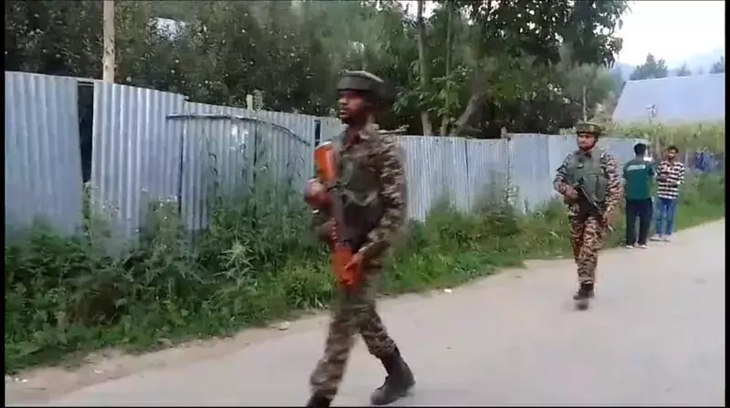 दुर्घटनावश लगी आग में सेना का जवान मारा गया दुर्घटनावश लगी आग में सेना का जवान मारा गया