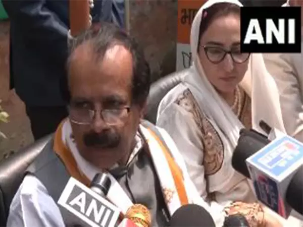 कांग्रेस राजनीतिक कारणों से वक्फ विधेयक का विरोध कर रही है: केंद्रीय मंत्री George Kurien कांग्रेस राजनीतिक कारणों से वक्फ विधेयक का विरोध कर रही है: केंद्रीय मंत्री George Kurien