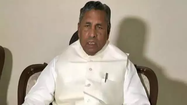 आंतरिक आरक्षण के खिलाफ लड़ाई में एकता जरूरी: Minister Muniyappa आंतरिक आरक्षण के खिलाफ लड़ाई में एकता जरूरी: Minister Muniyappa