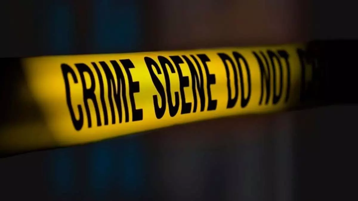 Mumbai: अंधेरी में तेज रफ्तार कार की चपेट में आने से 70 वर्षीय व्यक्ति की मौत Mumbai: अंधेरी में तेज रफ्तार कार की चपेट में आने से 70 वर्षीय व्यक्ति की मौत