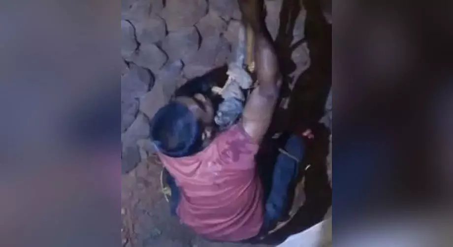 छत्तीसगढ़: बच्ची की लाश कुएं से मिली, मातम में बदली त्योहार की खुशियां छत्तीसगढ़: बच्ची की लाश कुएं से मिली, मातम में बदली त्योहार की खुशियां