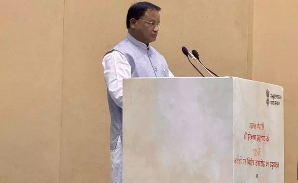 सीएम माझी ने भाजपा के 46वें स्थापना दिवस पर फहराया झंडा सीएम माझी ने भाजपा के 46वें स्थापना दिवस पर फहराया झंडा