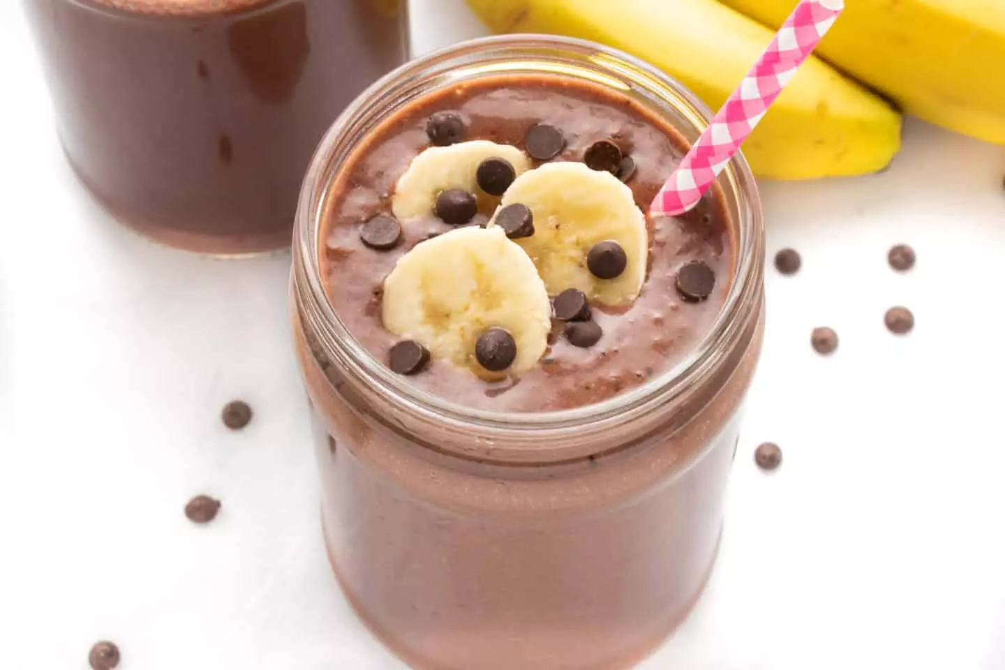 Chocolate Banana Smoothie के साथ मेहमानों का करे स्वागत Chocolate Banana Smoothie के साथ मेहमानों का करे स्वागत