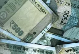 तमिलनाडु के मंत्री के घर और संबंधियों के ठिकानों पर ED की छापेमारी तमिलनाडु के मंत्री के घर और संबंधियों के ठिकानों पर ED की छापेमारी