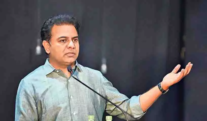 KT Rama Rao ने कांचा गाचीबोवली की जमीन पर बुलडोजर चलाने के कांग्रेस सरकार के प्रयास पर कटाक्ष किया KT Rama Rao ने कांचा गाचीबोवली की जमीन पर बुलडोजर चलाने के कांग्रेस सरकार के प्रयास पर कटाक्ष किया