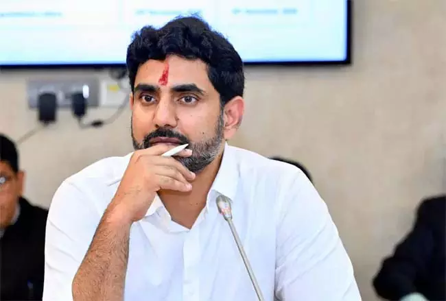 लोगों की किसी भी समस्या का समाधान करने के लिए तैयार: Minister Lokesh लोगों की किसी भी समस्या का समाधान करने के लिए तैयार: Minister Lokesh