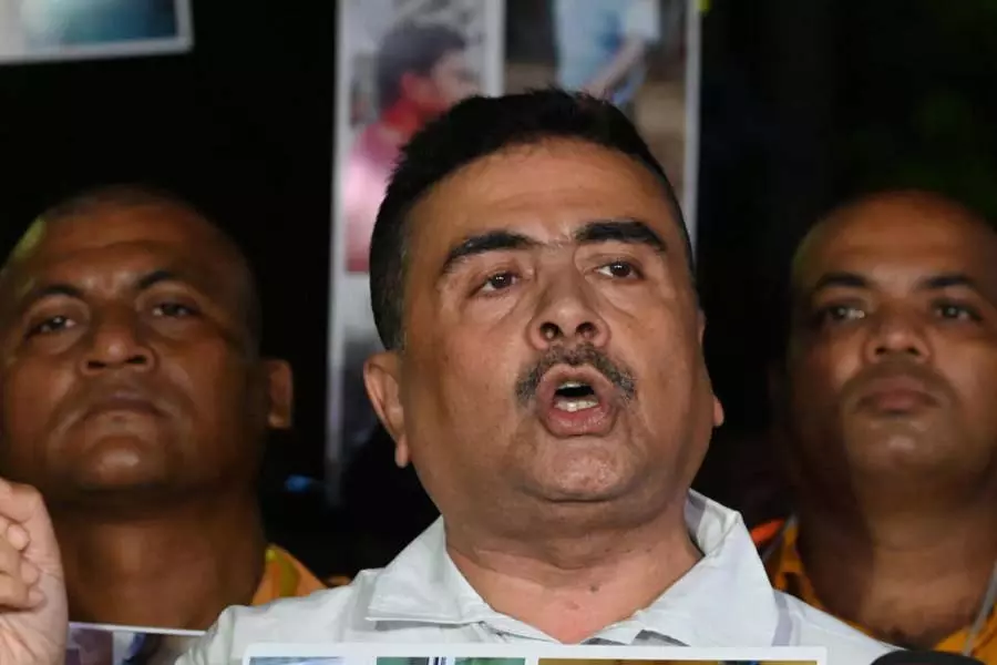 सुवेंदु अधिकारी ने 26,000 स्कूली नौकरियों को खत्म करने के लिए Mamata Banerjee को जिम्मेदार ठहराया सुवेंदु अधिकारी ने 26,000 स्कूली नौकरियों को खत्म करने के लिए Mamata Banerjee को जिम्मेदार ठहराया