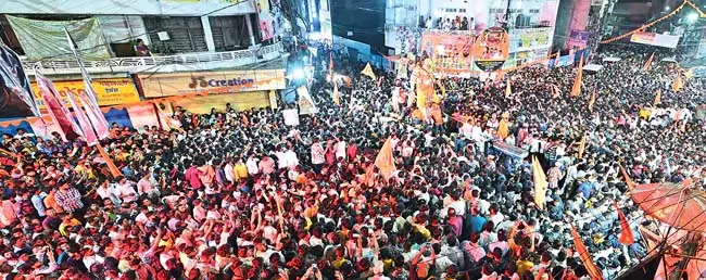 Hyderabad : भाग्यनगरम में श्रीराम की शोभायात्रा Hyderabad : भाग्यनगरम में श्रीराम की शोभायात्रा