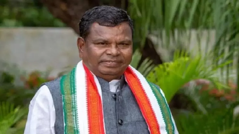 पूर्व मंत्री कवासी लखमा की रिमांड 11 अप्रैल तक बढ़ी, EOW करेगी फिर पूछताछ पूर्व मंत्री कवासी लखमा की रिमांड 11 अप्रैल तक बढ़ी, EOW करेगी फिर पूछताछ