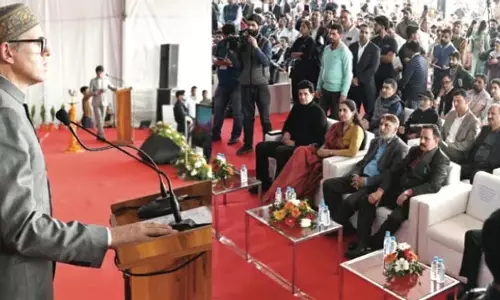 CM Omar अब्दुल्ला ने लंबित प्रस्तावों पर केंद्र से मंजूरी मांगी