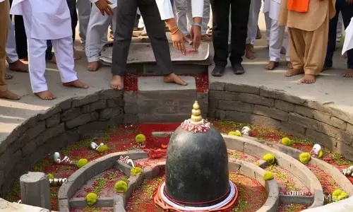 Bandipora में सांप्रदायिक सद्भाव का प्रदर्शन
