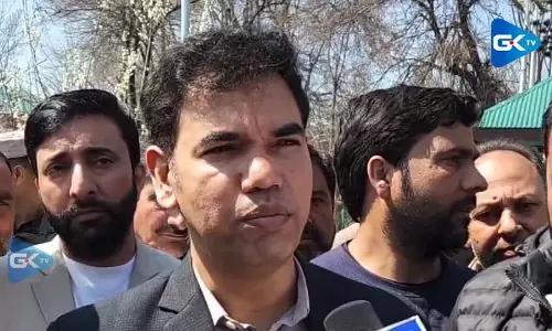 Div Com ने ओडिना सुंबल में कश्मीरी पंडित कर्मचारियों के साथ नवरात्रि मनाई